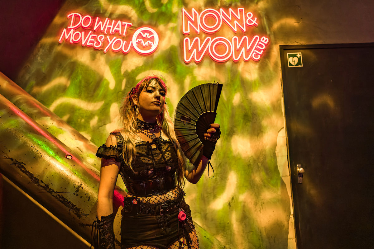 Loading... just a sec